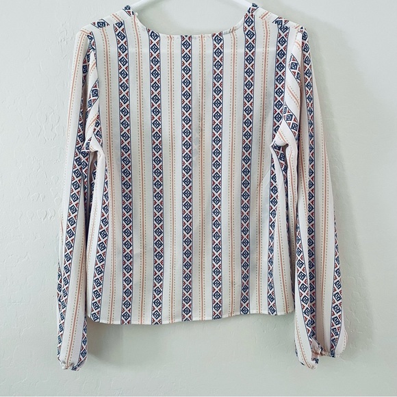 ✨SOLD✨Pink Republic Semi-Sheer Striped Blouse Size Small - Picture 8 of 8